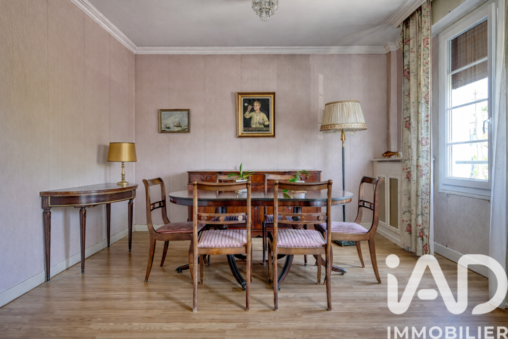 Vente Maison Vente Maison/villa 5 pièces Rueil-malmaison