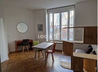  Appartement à louer 1 pièce 27 m²