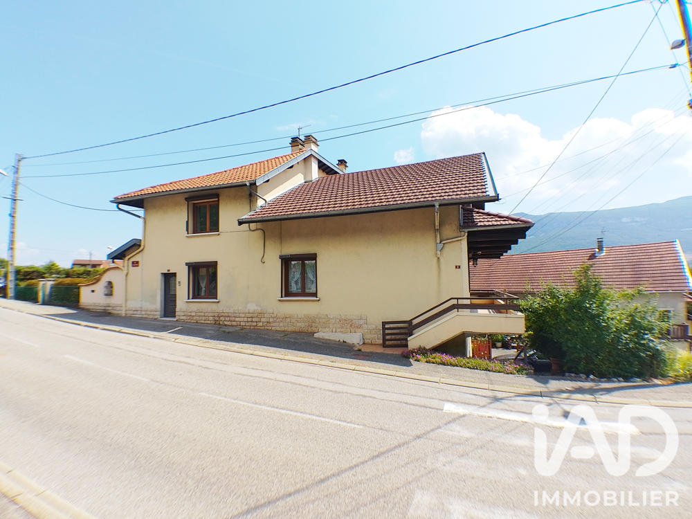 Vente Maison de village 9 pièces
