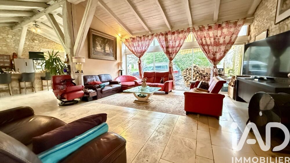 à vendre  Maison Montroy (17220)