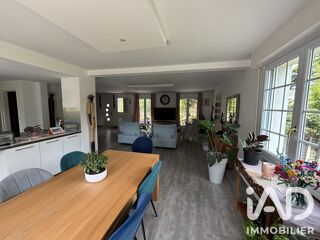  Maison à vendre 8 pièces 251 m²