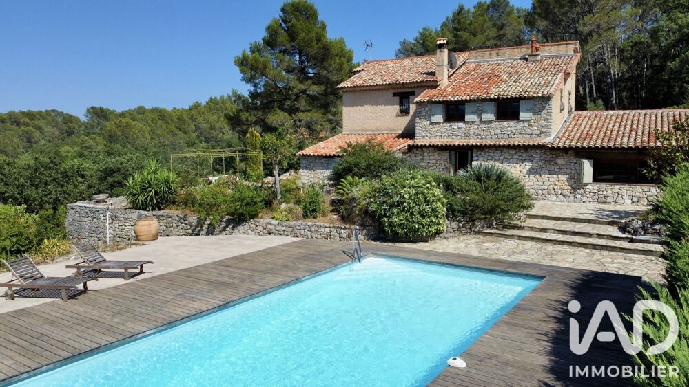 Vente Maison Vente Maison traditionnelle 9 pièces Tourrettes