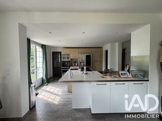  Maison à vendre 8 pièces 251 m²