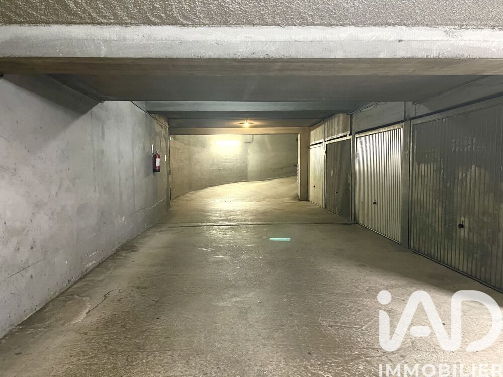 Vente Parking/Garage Vente Parking 10 m&sup2; Paris 16
