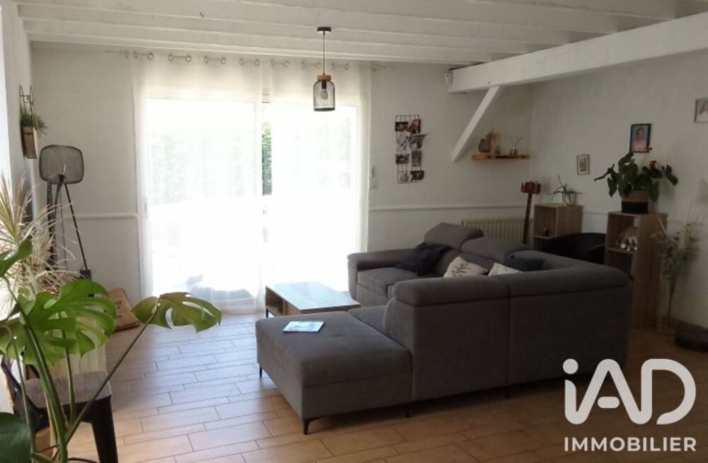 Vente Maison Vente Maison/villa 6 pièces Saint etienne du bois