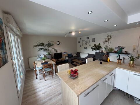   Vente Appartement Appartement - 3 pi�ce(s) - 63 m�