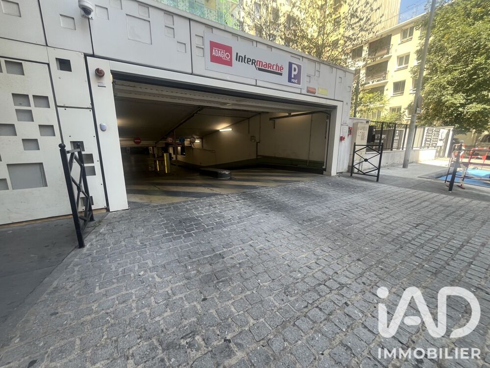 Vente Parking/Garage Vente Parking 12 m&sup2; Courbevoie