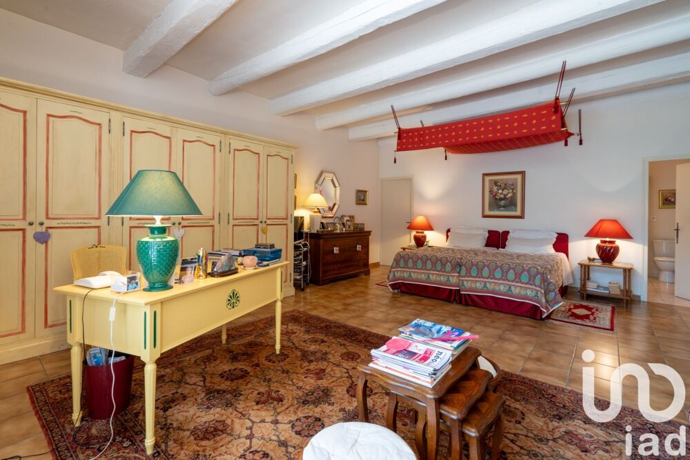 à vendre  Maison Saint-Saturnin-lès-Avignon (84450)
