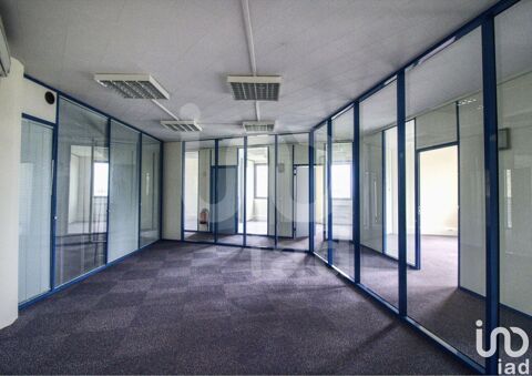   Vente - 1096 m² 