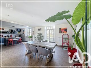  Maison à vendre 10 pièces 224 m²