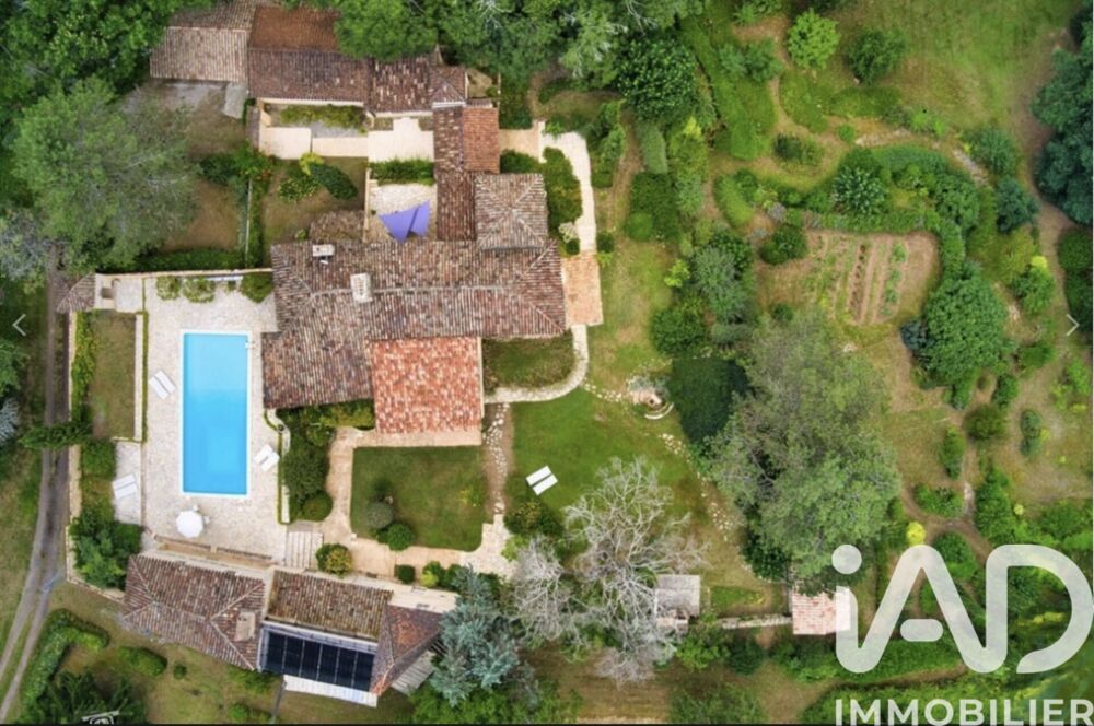 � vendre  Maison Mazeyrolles (24550)