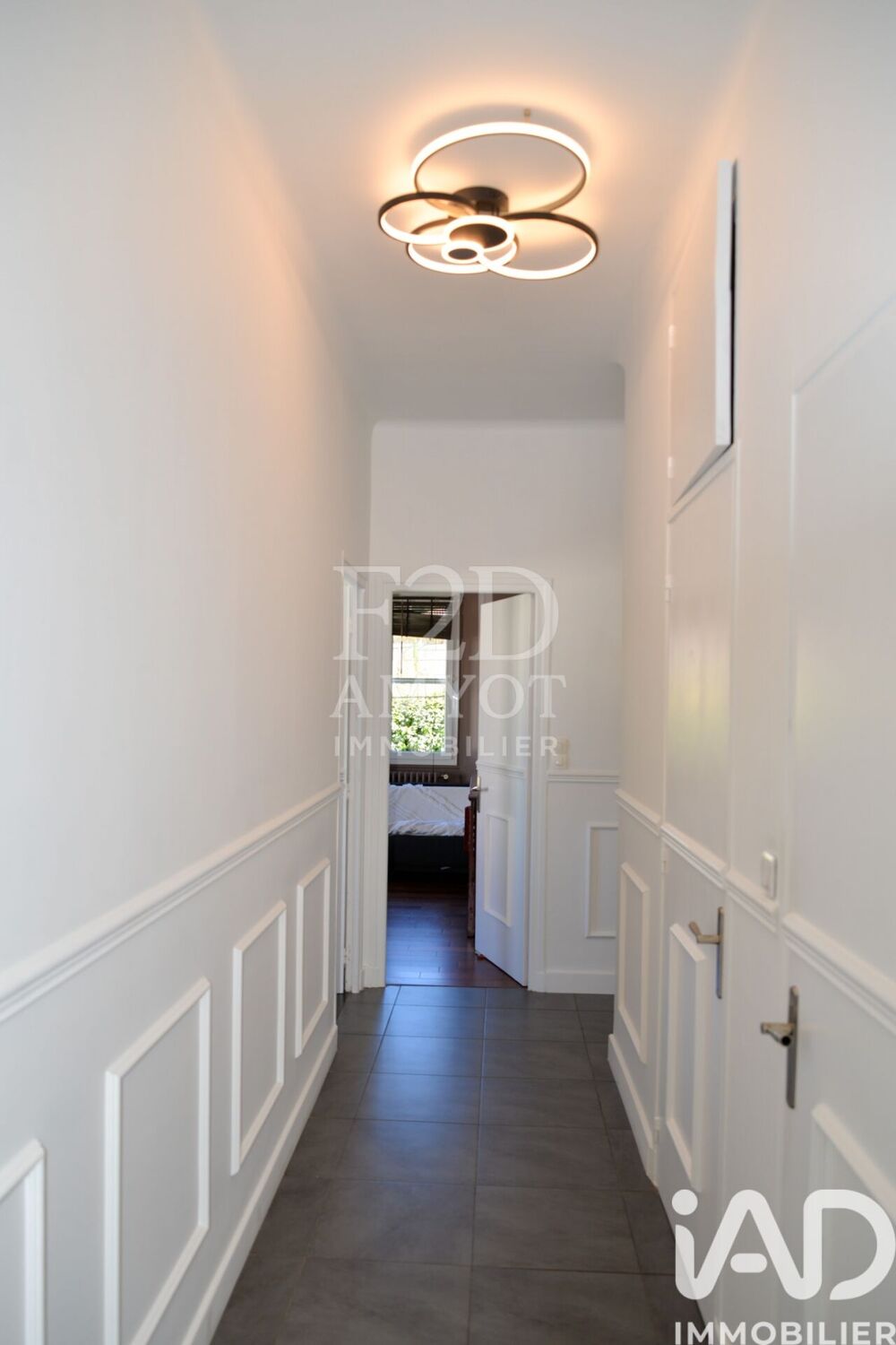 à vendre  Appartement Saint-Laurent-du-Var (06700)