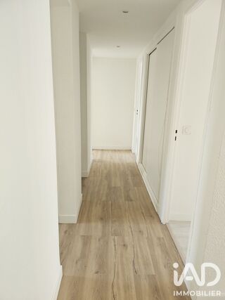  Appartement à louer 4 pièces 76 m²