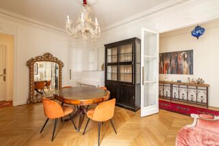  Appartement à louer 4 pièces 141 m²