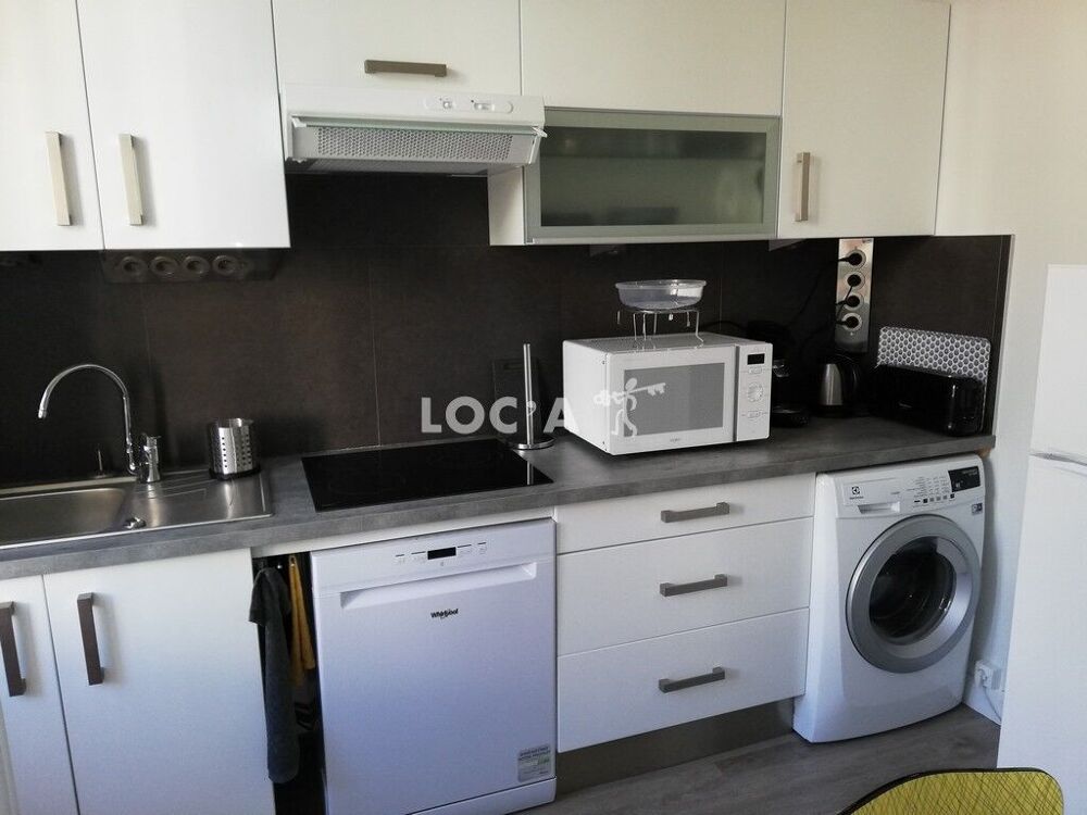 720€ cc / Mois - Appartement F2 Meublé de 40 m² situé qu....