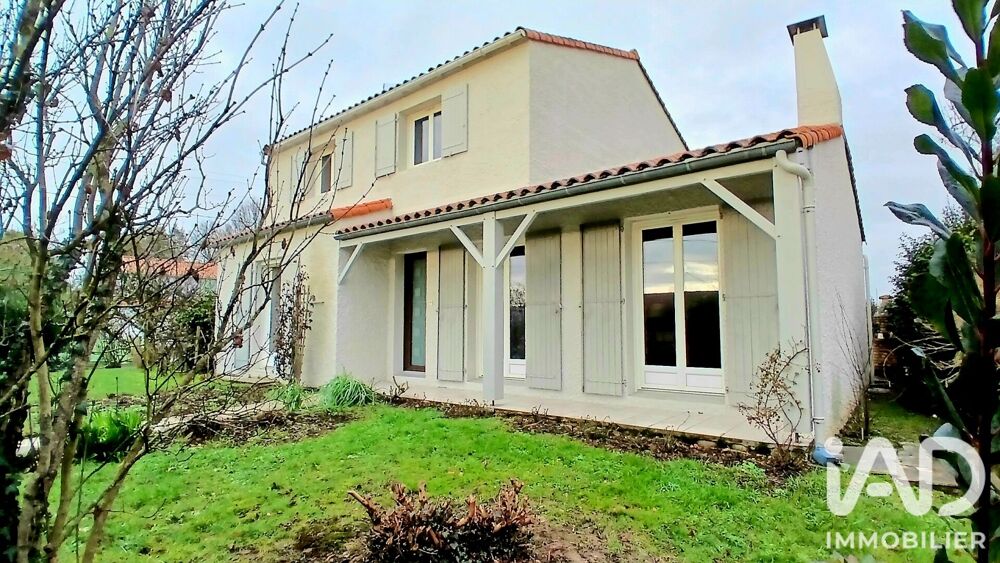 Maison 6 pièces 125 m² · à Dompierre-sur-Yon · 125 m² · 259 900 €