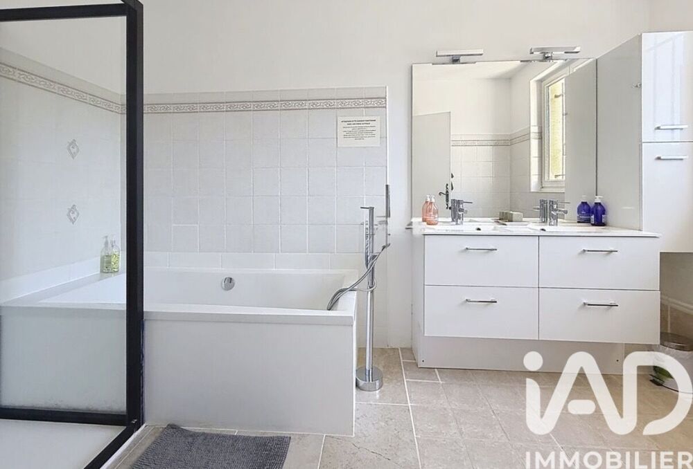à vendre  Maison Nimes (30900)