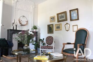  Maison à vendre 15 + pièces 591 m²