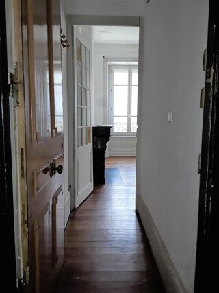  Appartement à louer 3 pièces 70 m²