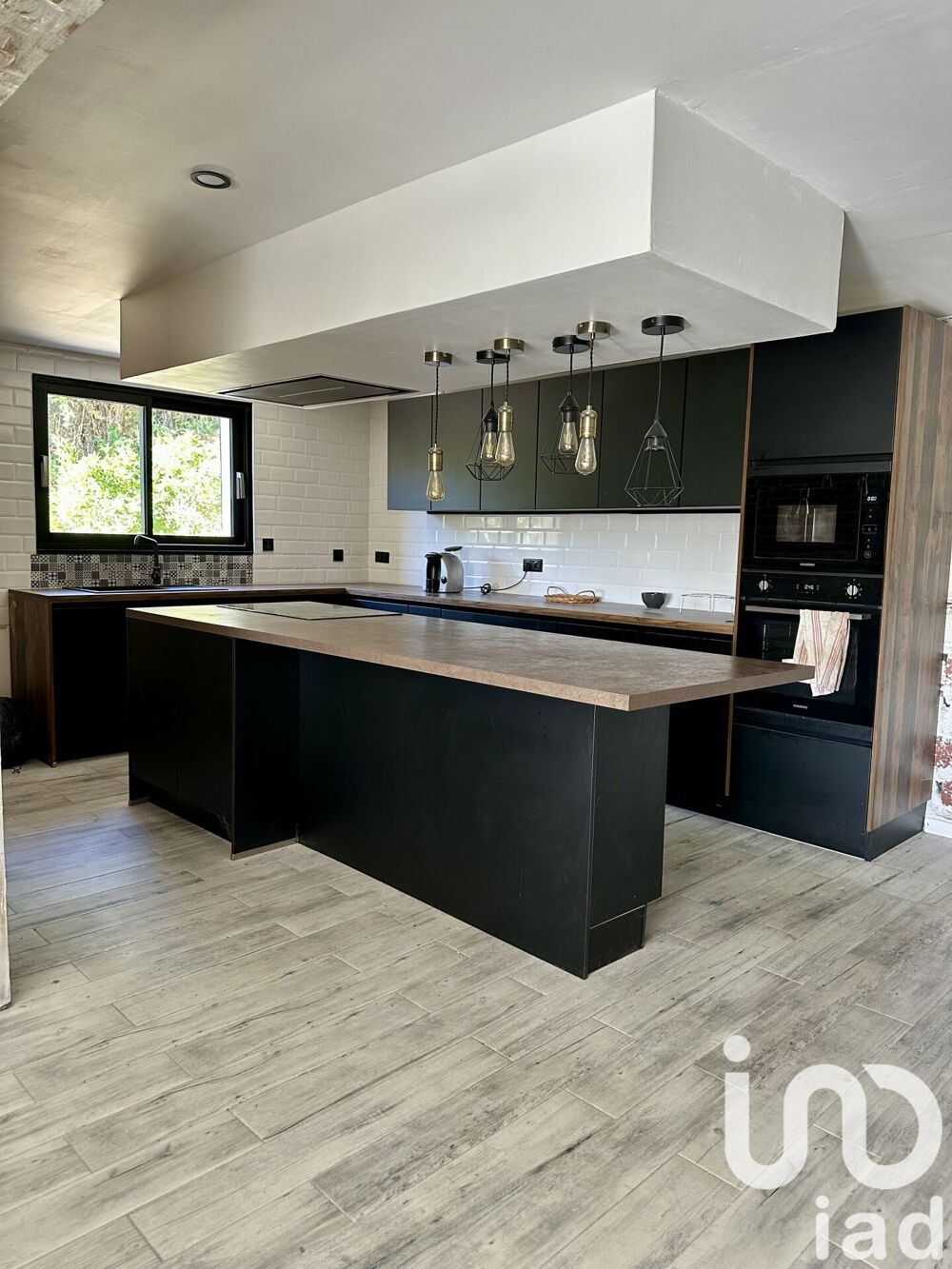 Vente Maison Vente Maison/villa 6 pièces Bormes-les-mimosas