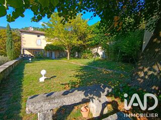  Maison à vendre 8 pièces 243 m²