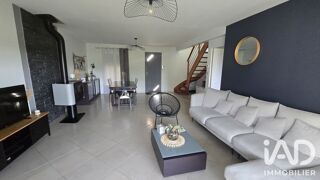  Maison à louer 7 pièces 180 m²