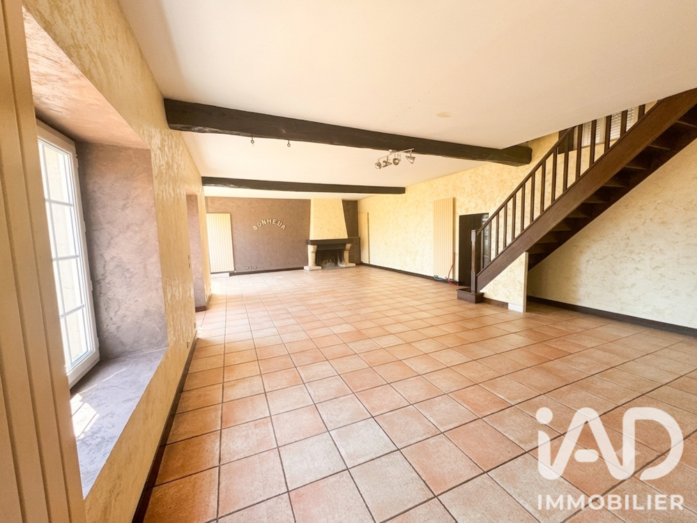 Vente Maison Vente Maison traditionnelle 8 pièces La grande-paroisse