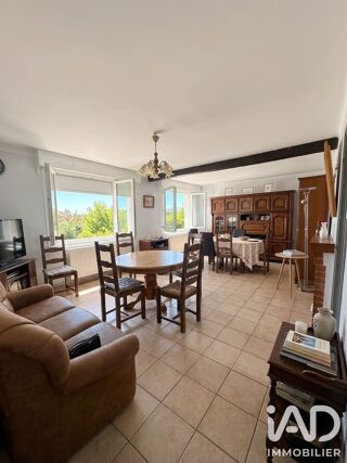  Immeuble à vendre 196 m² Éperlecques