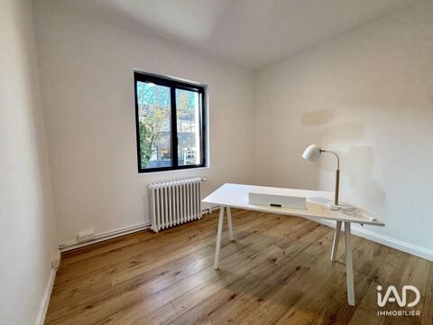 iad France - Lucas Bry () vous propose : Bureau priva... 440 69410 Champagne-au-mont-d'or