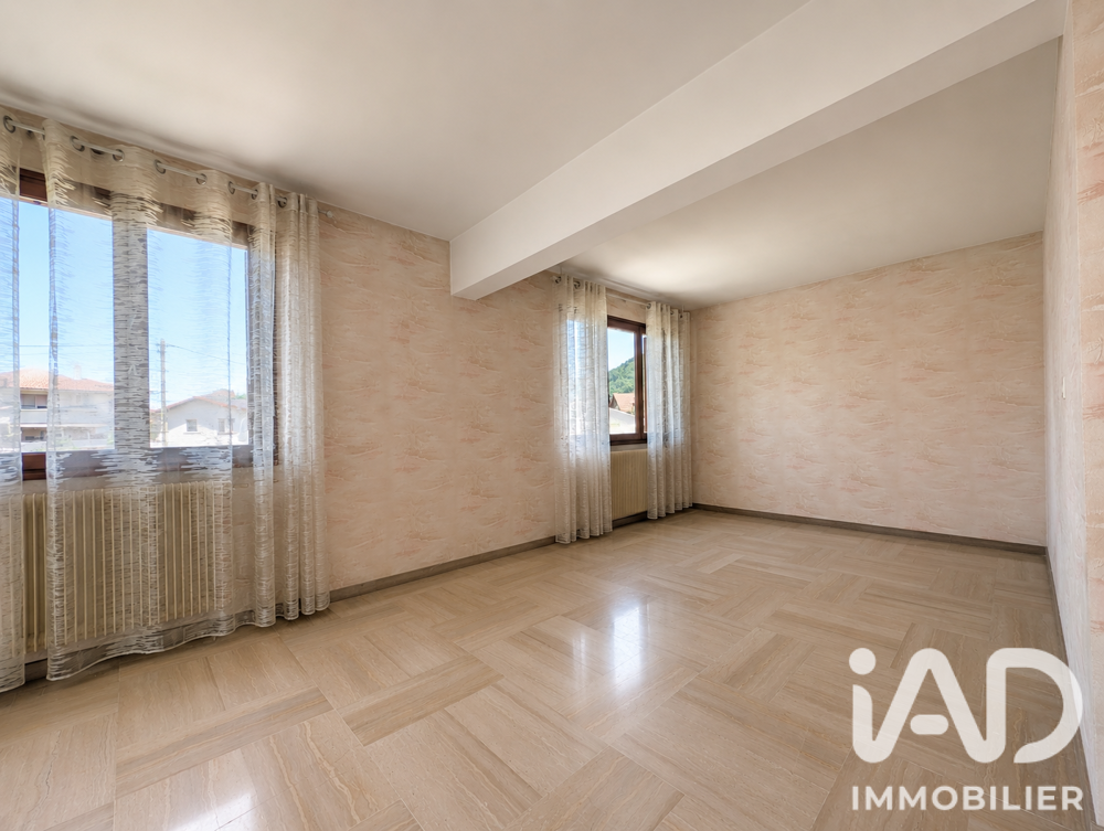 Vente Maison traditionnelle 7 pièces
