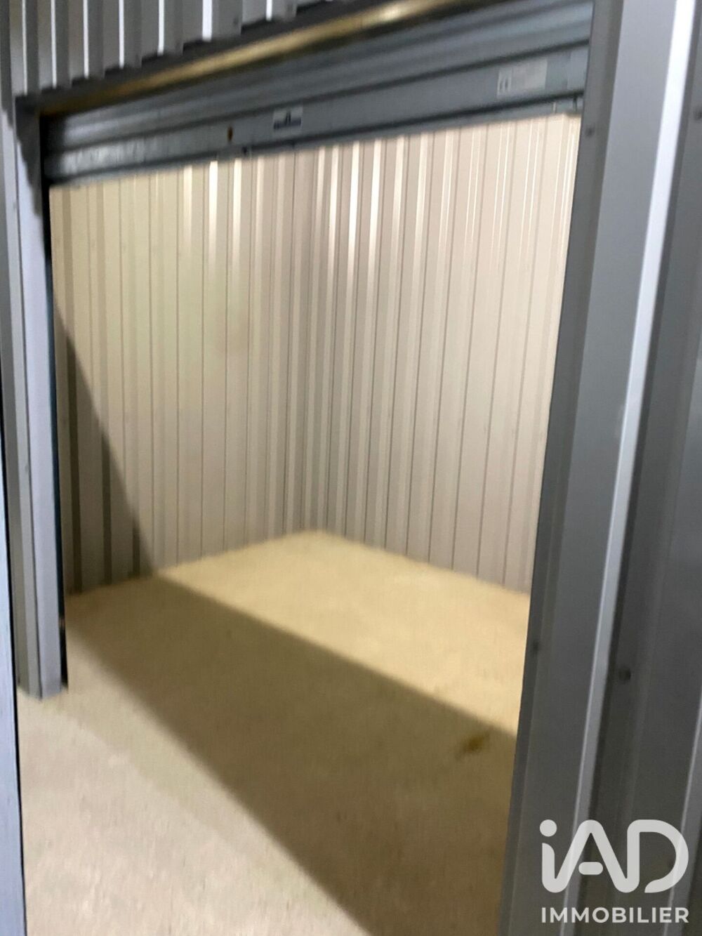 Vente Parking/Garage Vente Garage 120 m&sup2; Moulins