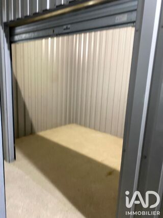 Parking / Garage à vendre 120 m²