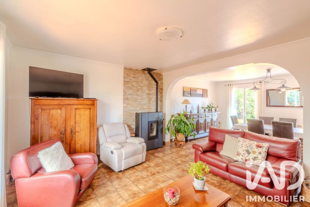 Vente Maison Vente Maison traditionnelle 7 pièces Montigny-sur-loing