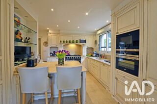  Maison à vendre 7 pièces 222 m²