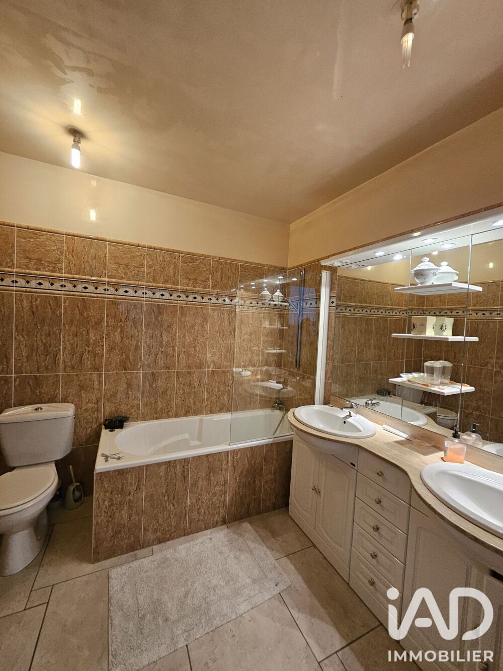 à vendre  Maison La Chapelle-Lasson (51260)