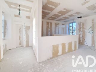  Maison à vendre 15 + pièces 562 m²