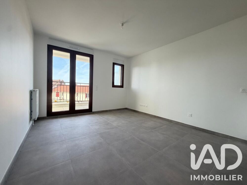 Location Appartement Location Studio 1 pièce Sainte-geneviève-des-bois