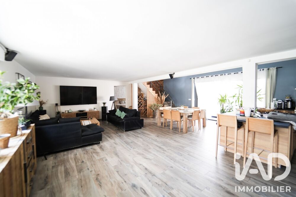 Vente Maison de village 8 pièces