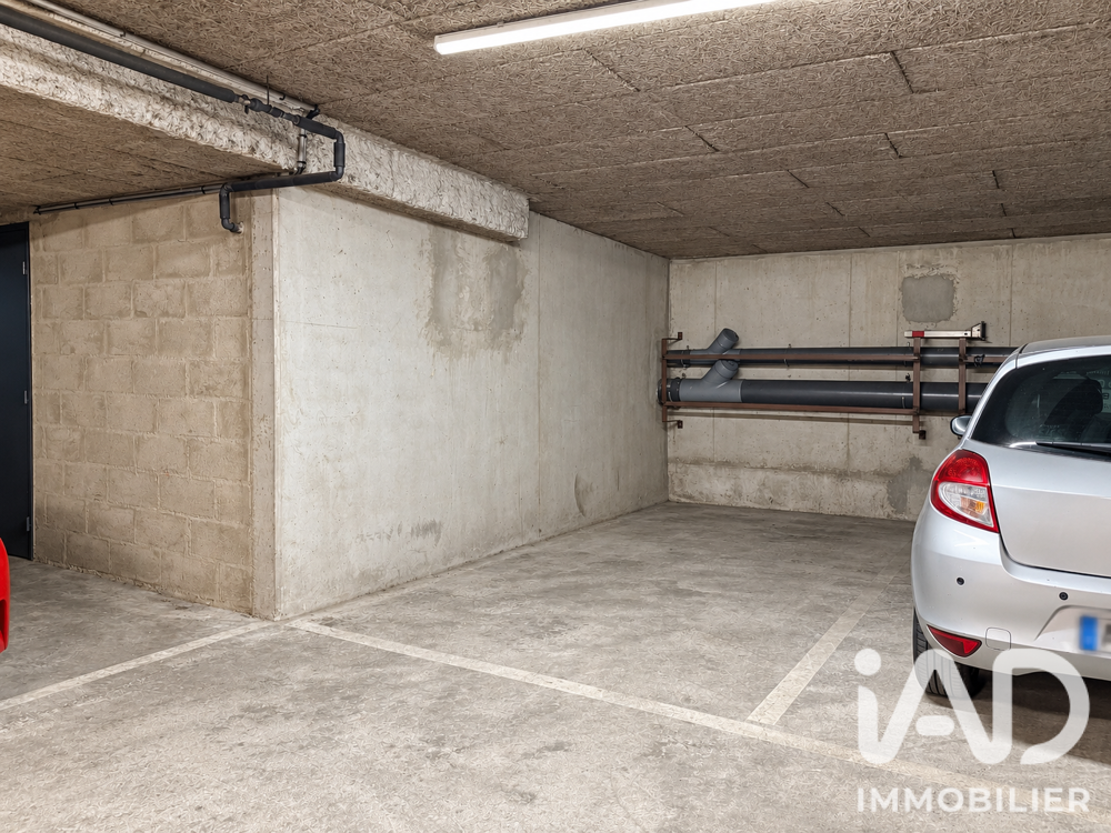 Vente Parking/Garage Vente Parking 12 m&sup2; Paris 11