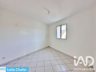  Appartement à louer 2 pièces 44 m²