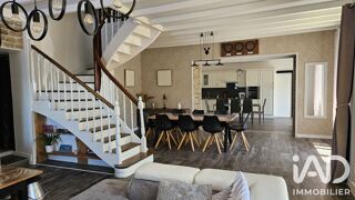  Maison à vendre 8 pièces 211 m²