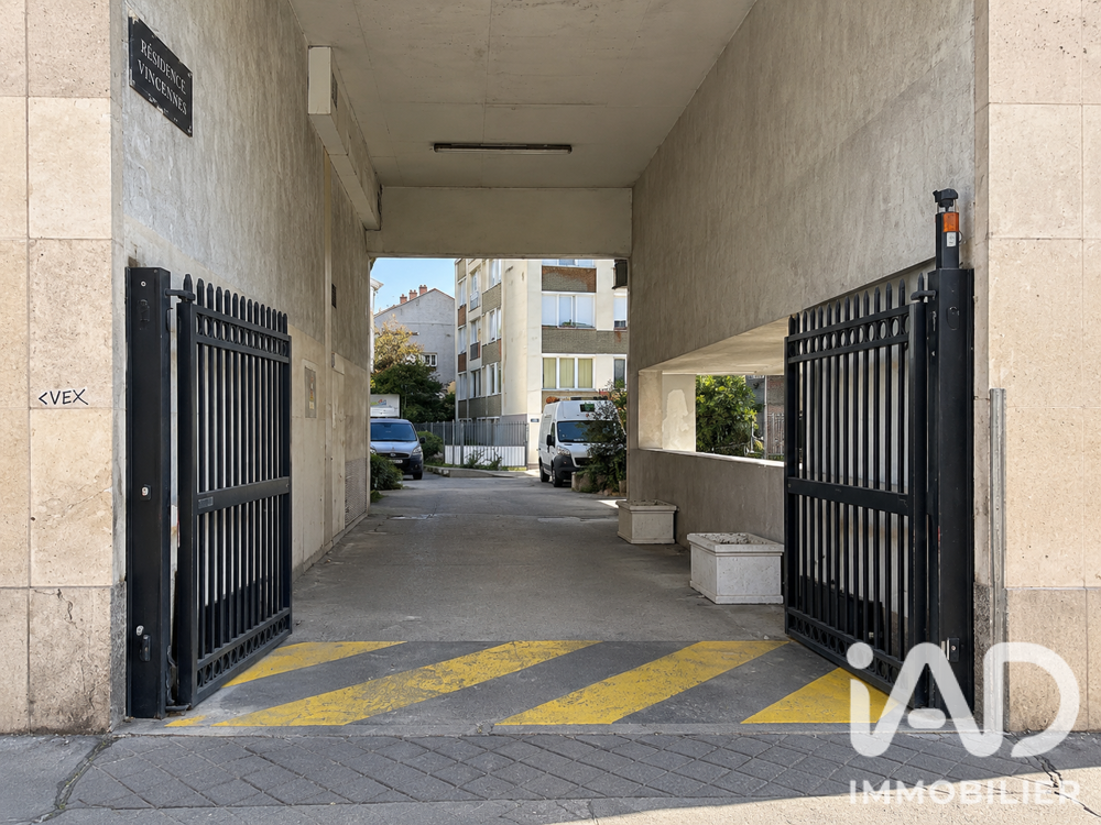 Vente Parking/Garage Vente Parking 10 m&sup2; Paris 10