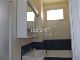  Appartement � louer 1 pi�ce 24 m� Lyon 8