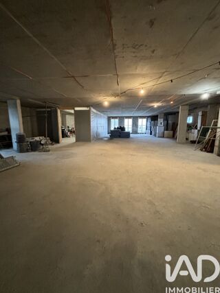  Immeuble à vendre 1600 m²