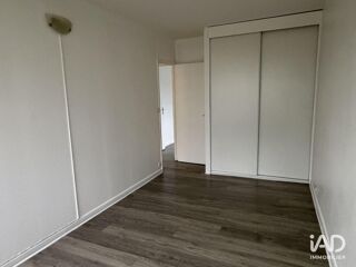  Appartement à louer 4 pièces 79 m²