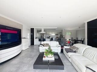 Vente Maison Vence - Sainte-Colombe : villa plain-pied, piscine et vue Vence