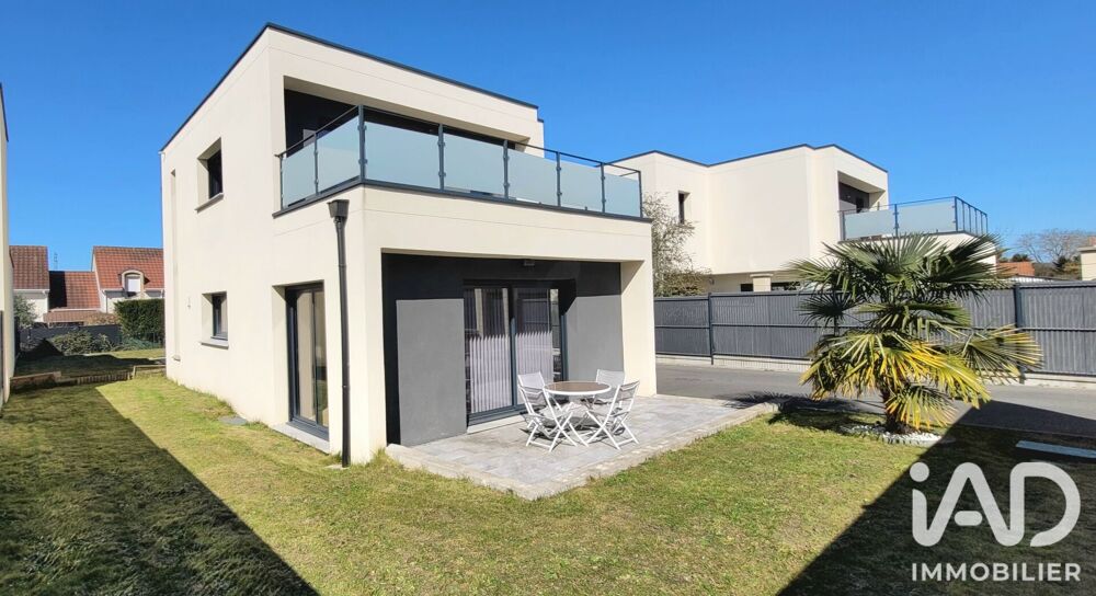 vente Maison - 6 pièce(s) - 140 m² Oissel (76350)