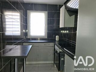  Appartement à louer 3 pièces 65 m²