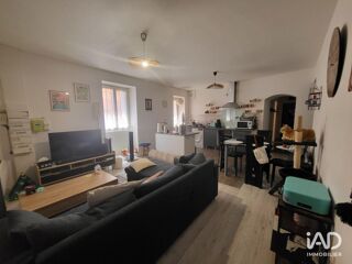  Immeuble à vendre 9 pièces 166 m²