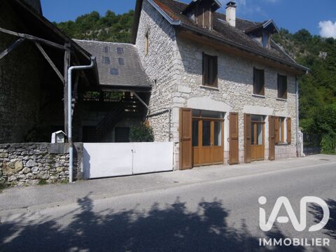   Vente Appartement 8 pièces Appartement - 8 pièce(s) - 197 m²